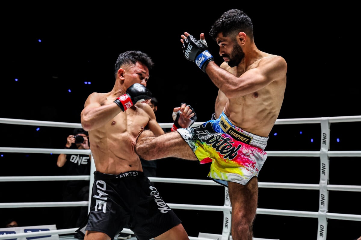 13 Watcharaphon VS Akram Hamidi OL164 (35)