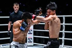 OL163_10_Zhao Zhengdong vs Eduard Markarian_09