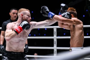 01 Ben Longstaff vs Kazuteru Yamazaki TIC27 25