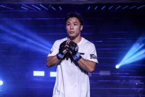 04 Kyaw Swar Win vs Komawut TIC27 15