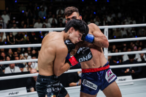 07 Kaito vs Mohammad Siasarani ONE Samurai 2 8