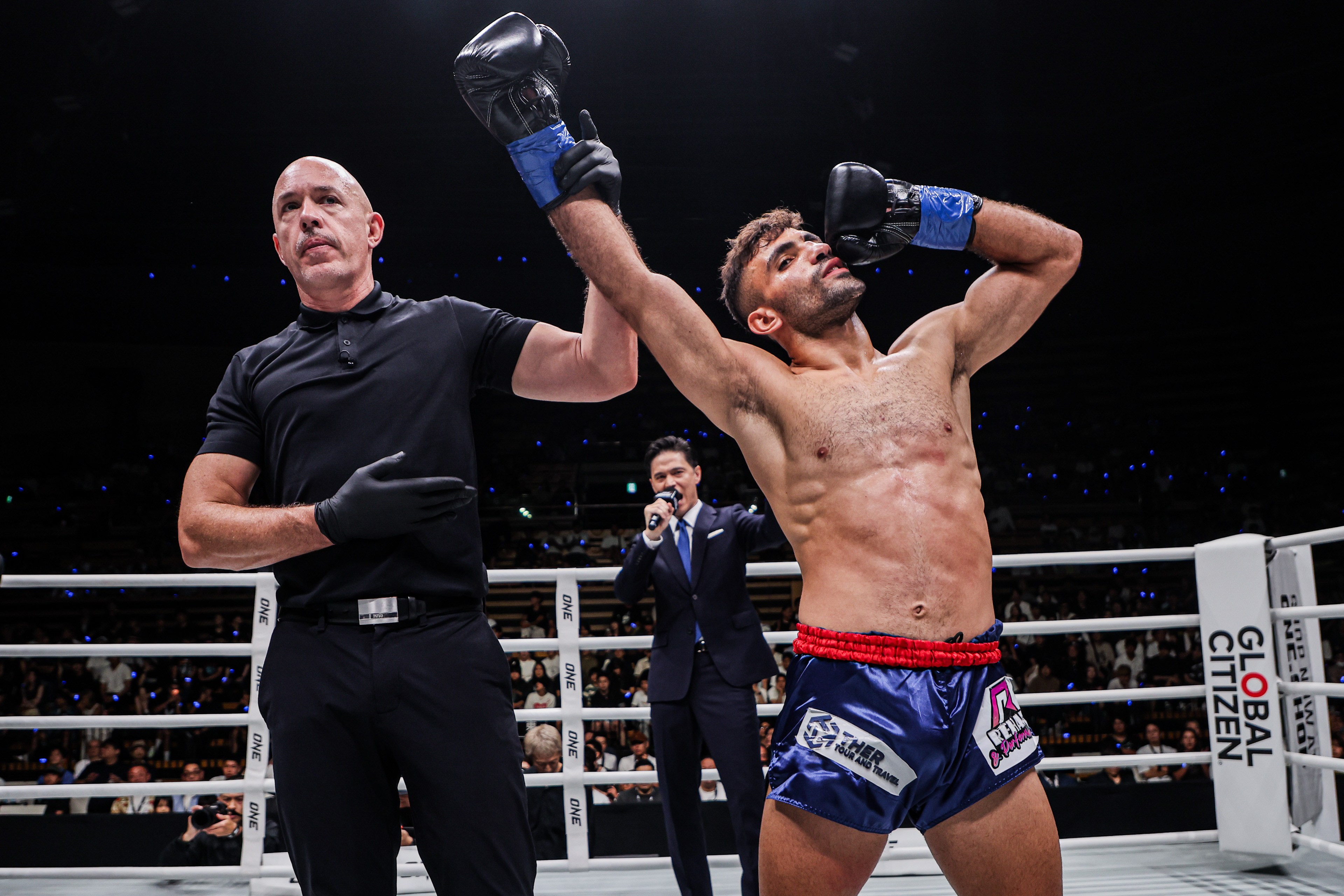 Kaito vs Mohammad ONE Samurai 2 3.jpg