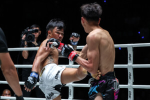 OL166_14_ Khunpon_vs_Panpadej 14