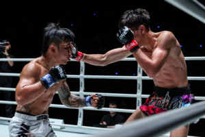 OL166_14_ Khunpon_vs_Panpadej 18
