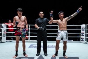 OL166_14_ Khunpon_vs_Panpadej 23