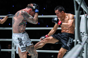 05 Petmuangsri vs Gregor Thom TIC29 16