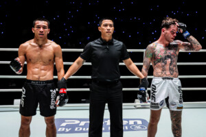 05 Petmuangsri vs Gregor Thom TIC29 5
