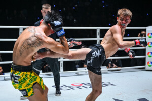 09 Alex Usieto vs Hlaing Htet Aung OL172 7