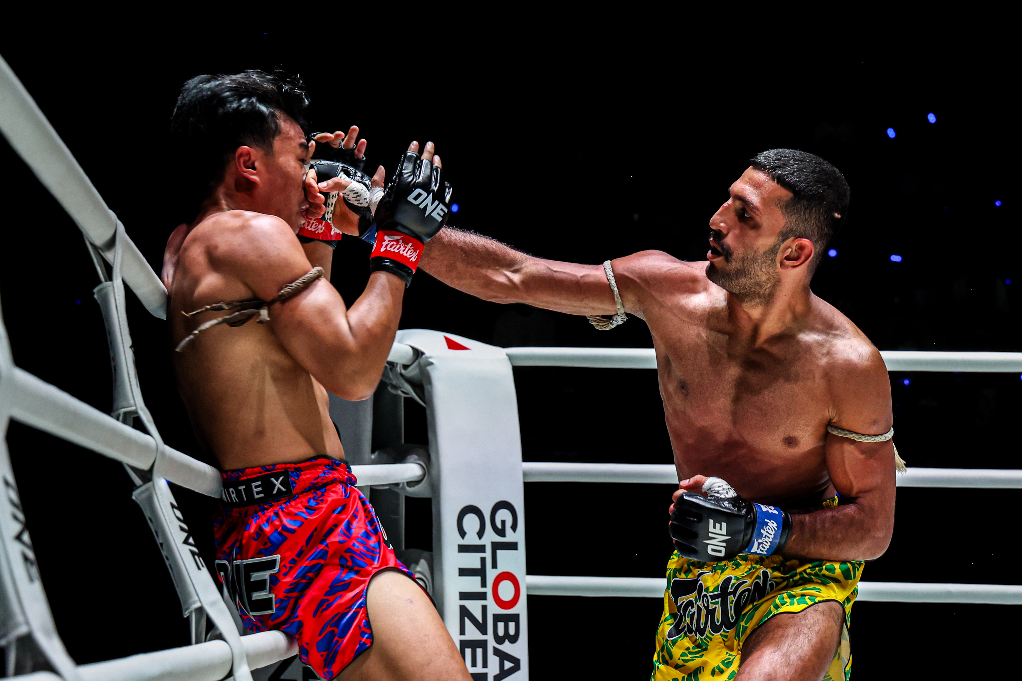 11 Dansiam vs Arman Moradi OL169 10.jpg