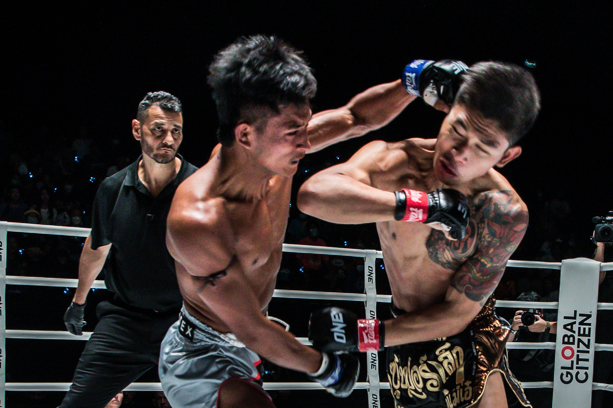 OL10 Supalek Jitmuangnon VS Sonrak Sit Por Jor Wor4
