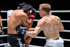 14 Tonglampoon vs Dionatha Santos Tobias OL173 35