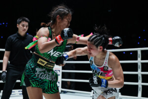 OL174_07_Chabakaew vs Yana Yip_16