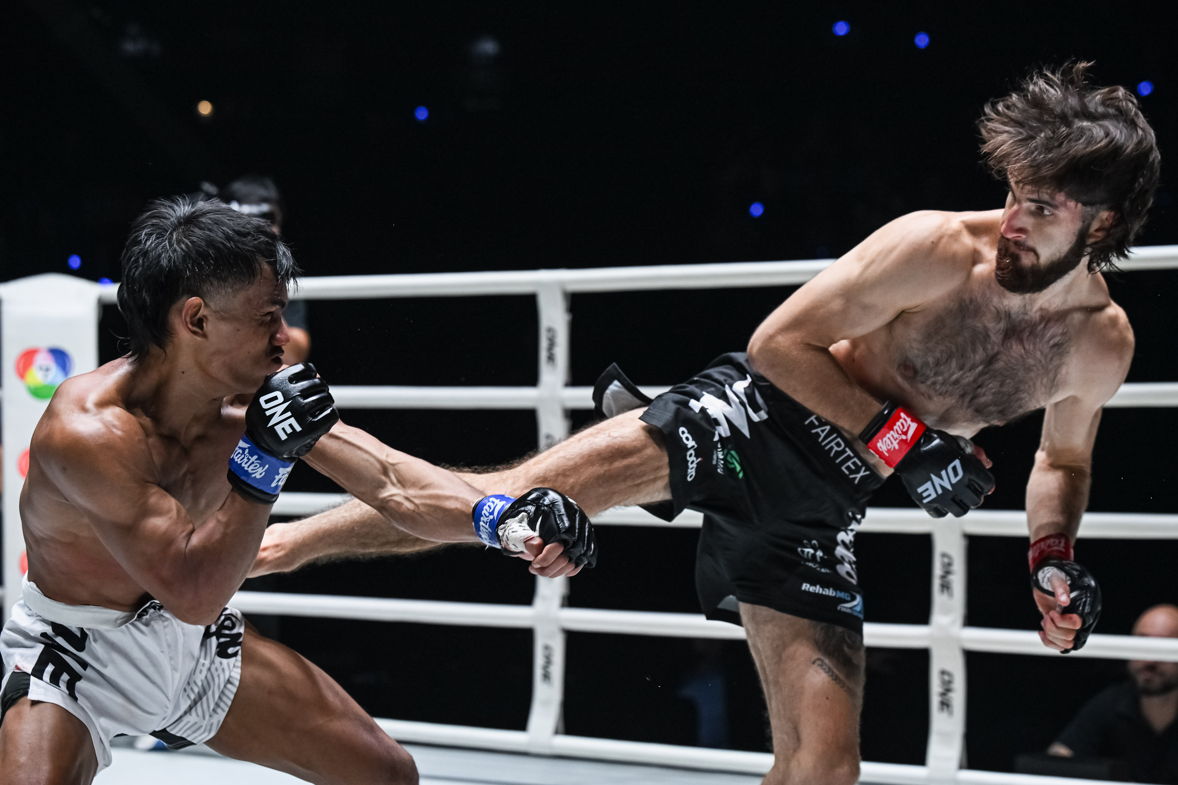OL175_09_Javier Cabrera vs Sanjaya Hutagaol_06.jpg