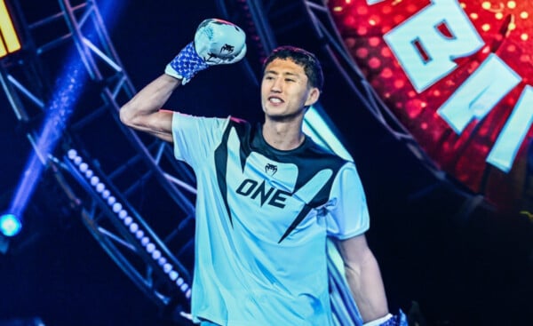 นาบิล อานาน เดินเปิดตัวอย่างมั่นใจในศึก ONE ซามูไร 4