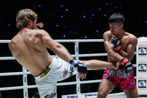 TIC34_03_Kongsuk vs Ruslan Tuktarov_07