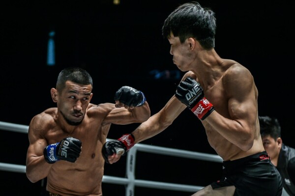 Ki Kyu Sung defeats Akihiro Fujisawa at ONE MASTERS OF FATE D4X_9945 600x399
