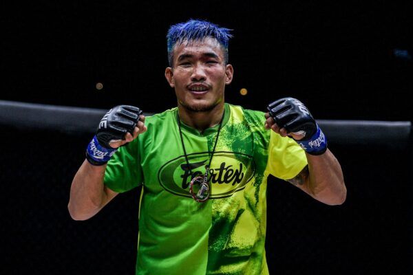 Tatsumitsu wada yodkaikaew fairtex one collision course 1920X1280 29 600x400