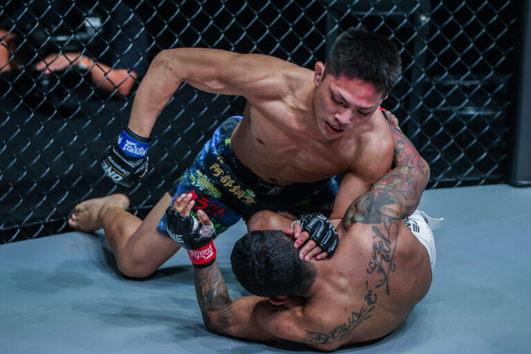 Hiroba Minowa Alex Silva FISTS OF FURY III 1920X1280 27 768x512