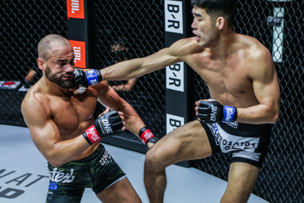 Ok Rae Yoon Eddie Alvarez 1920X1280 ONE on TNT IV 20 600x400