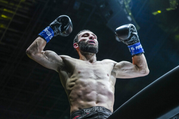 Enriko Kehl Davit Kiria 1920X1280 ONE First Strike 49.jpg 600x400