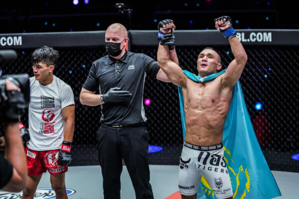 kairatakhmetov dannykingad 1920X1280 winterwarriorsii 37 600x400