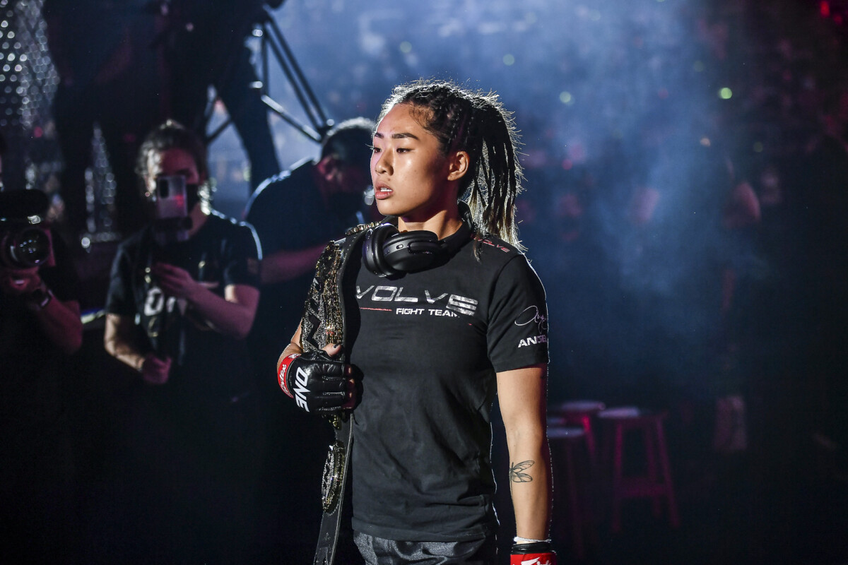 Angela Lee makes her way to the Circle at ONE X