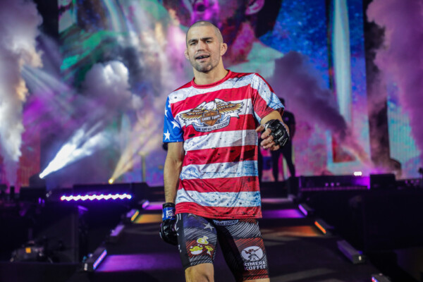 Thanh Le Garry Tonon LIGHTS OUT 1920X1280 25 600x400