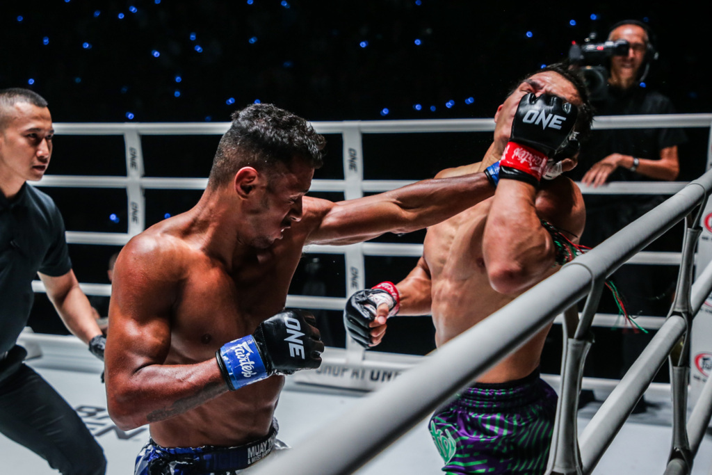 费利佩-罗伯KO萨马佩奇-菲尔泰斯