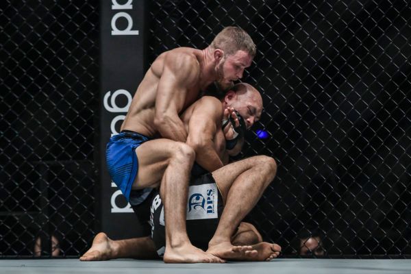 Vitaly Bigdash ASH 3302 600x400