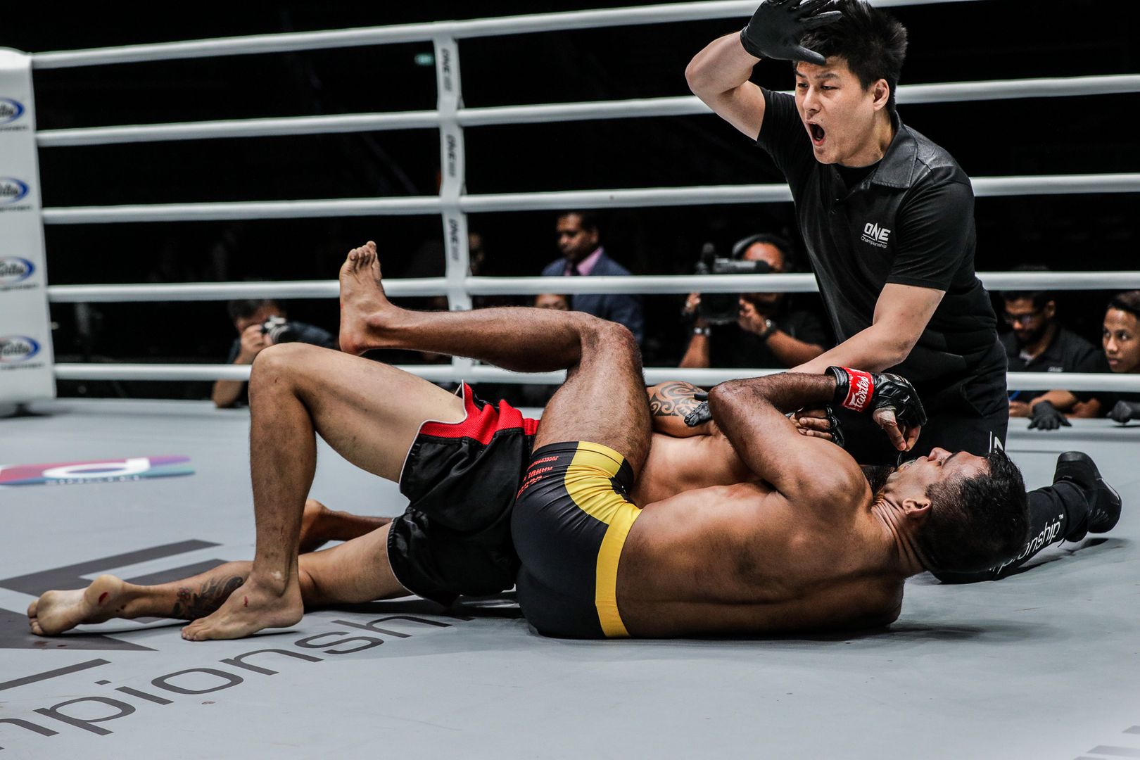 राहुल राजू ने अमीर खान को आसानी से हराने की कही बात - ONE Championship ...