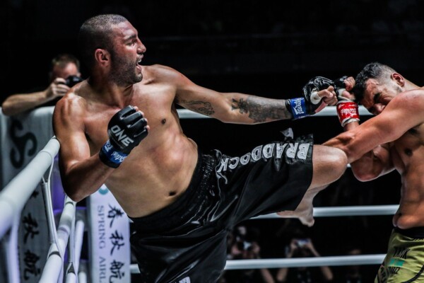 Anderson Silva DC 8298 600x400