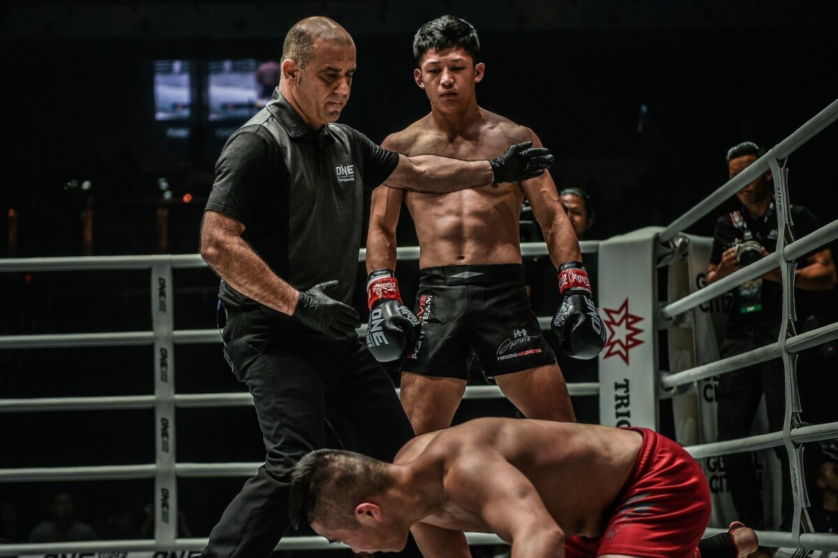 Hiroki Akimoto defeats Kenny Tse at ONE: MASTERS OF DESTINY