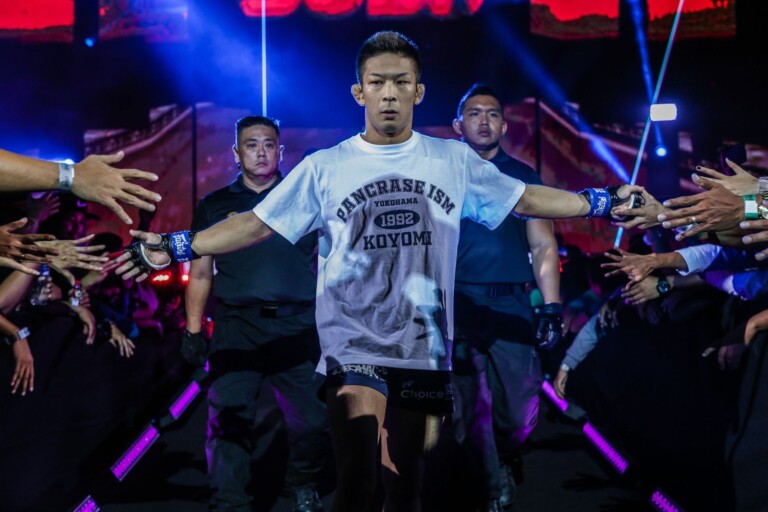 Koyomi Matsushima makes his walk to the ring at ONE: DAWN OF HEROES.
