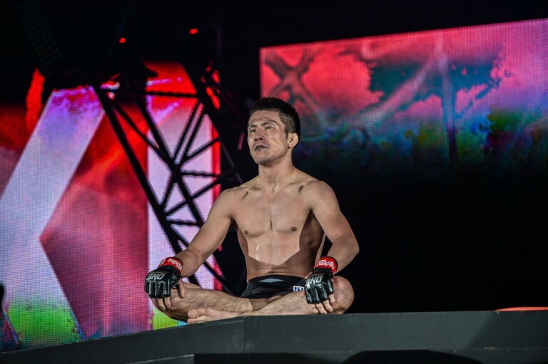 Shinya Aoki at ONE CENTURY PART II ASH_7833 768x511