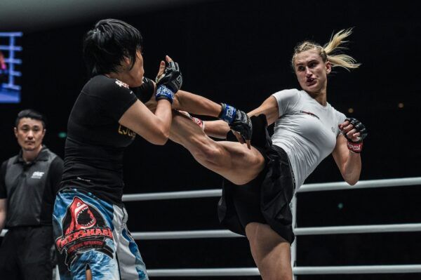 Colbey Northcutt defeats Putri Padmi at ONE EDGE OF GREATNESS YK4_9678 600x399