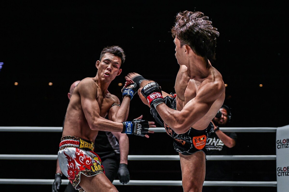 Nguyen Tran Duy Nhat defeats Yuta Watanabe