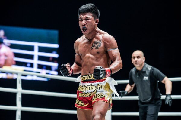 Rodtang Jitmuangnon defeats Jonathan Haggerty at ONE A NEW TOMORROW YK 6700 600x399