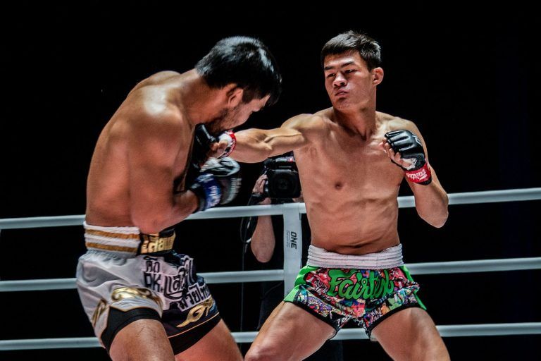 Muay Thai fighter Saemapetch Fairtex goes for the punch