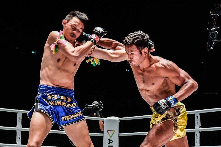 Felipe Lobo fights Yodpanomrung Jitmuangnon in Muay Thai action at ONE: A NEW BREED III