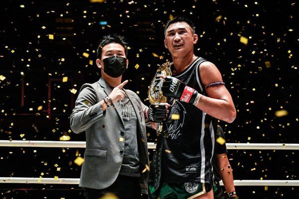 Muay Thai superstar Petchmorakot Petchyindee Academy battles Magnus Andersson in a ONE Super Series World Title fight