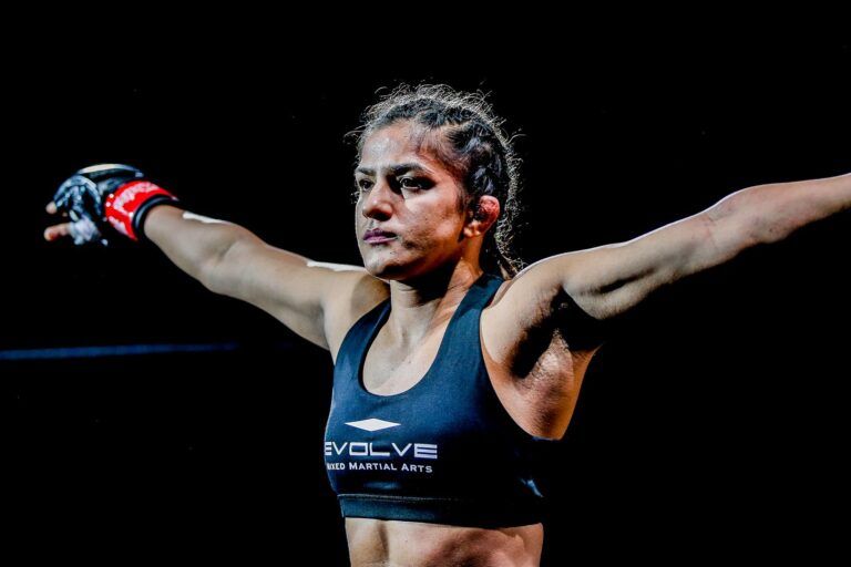 Ritu-Phogat-Nou-Srey-Pov-Inside-The-Matrix