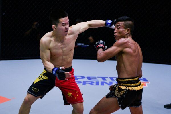 xie wei chan rothana one collision course 1920X1280 32 600x400