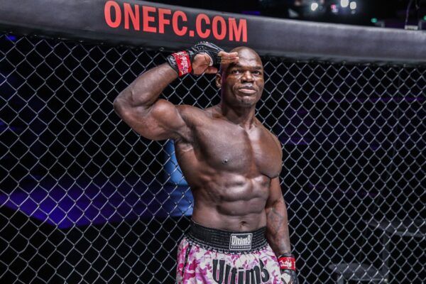 Alain Ngalani Oumar Kane ONE UNBREAKABLE III 1920X1280 8 600x400