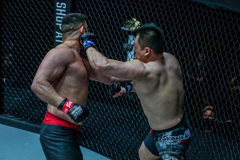 Kang Ji Won Amir Aliakbari FISTS OF FURY II 1920X1280 5 768x512