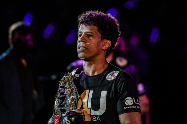 Adriano Moraes Demetrious Johnson ONE on TNT I 16 600x400