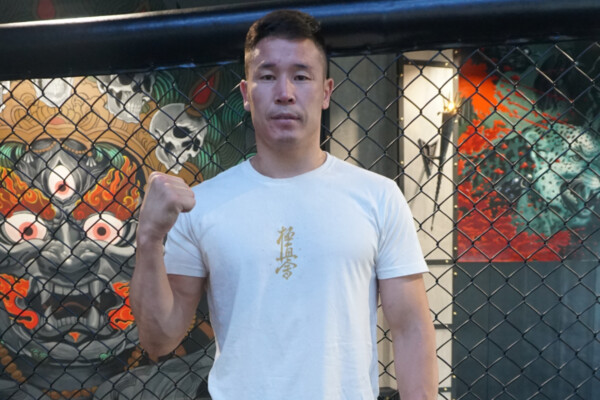 Otgonbaatar Nergui fist 1200X800 600x400