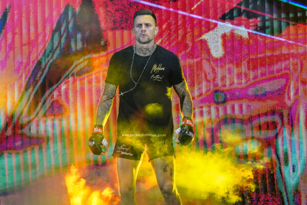 Nieky Holzken Sinsamut Klinmee ONE X 1920X1280 51 600x400