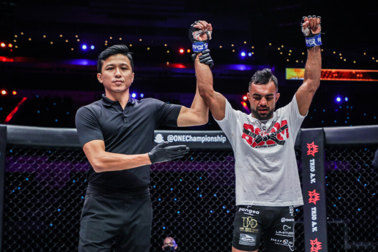Yodkaikaew Fairtex Gurdarshan Mangat ONE158 1920X1280 23 768x512