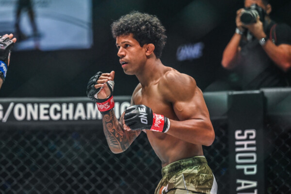Adriano Moraes Demetrious Johnson ONE on Prime Video 1 1920X1280 70 600x399