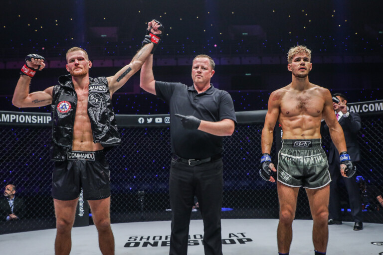 Jimmy Vienot Niclas Larsen ONE162 1920X1280 26 768x512